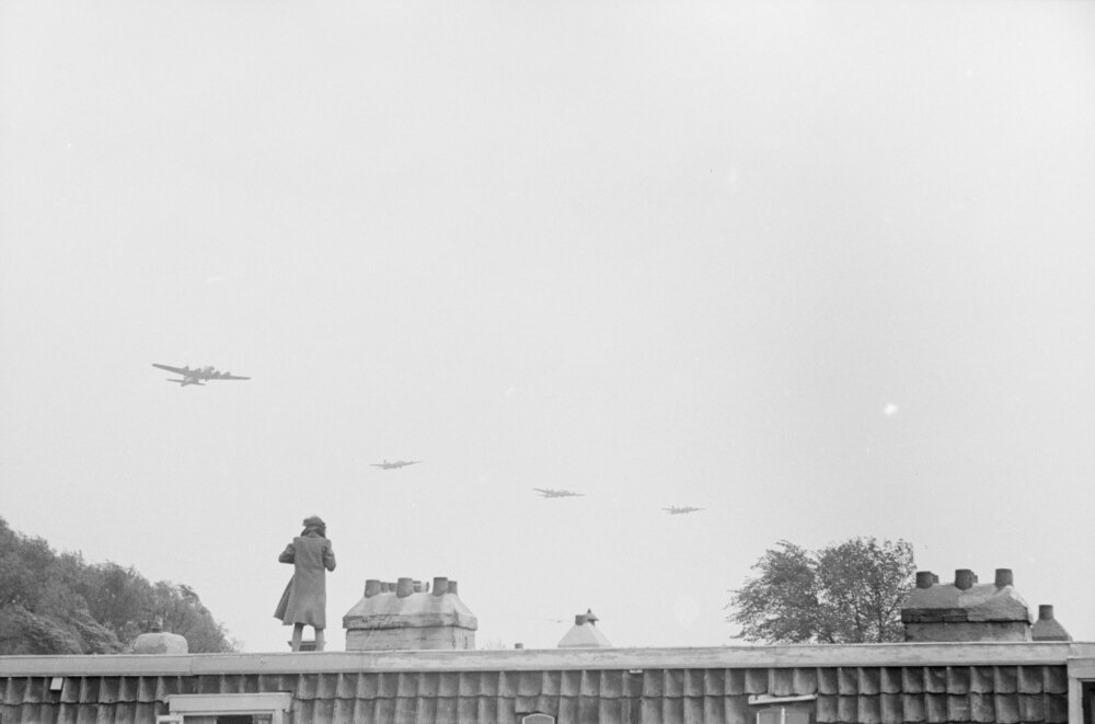 Voedseldroppings bij Haarlem april mei 1945