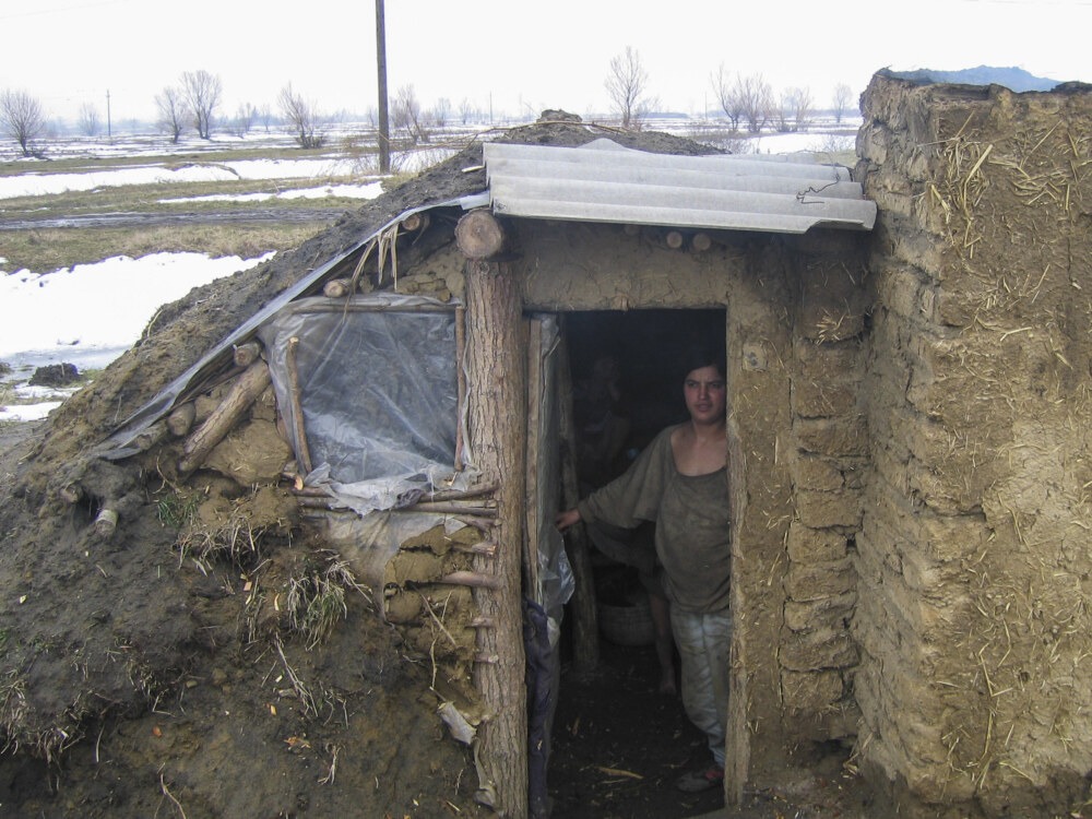 Gerard Geijtenbeek Roma Village