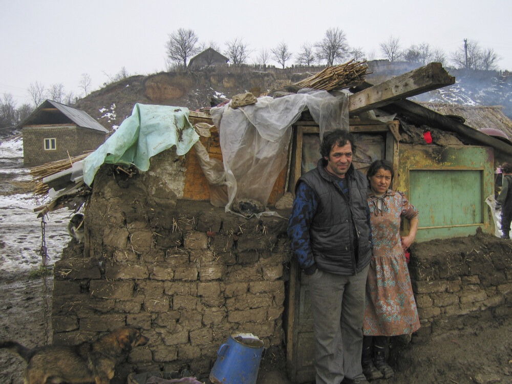Gerard Geijtenbeek Roma Village